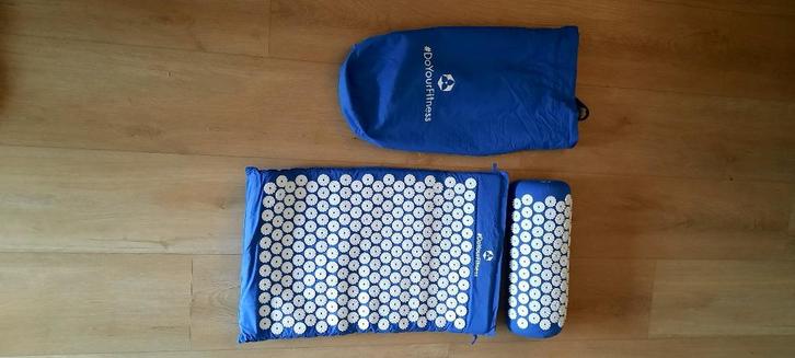 Acupressure mat + kussen, Sport en Fitness, Massageproducten, Zo goed als nieuw, Overige typen, Ophalen of Verzenden