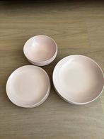 Ikea Servies Roze - 12 Delig, Huis en Inrichting, Keuken | Servies, Ophalen, Zo goed als nieuw, Effen, Aardewerk