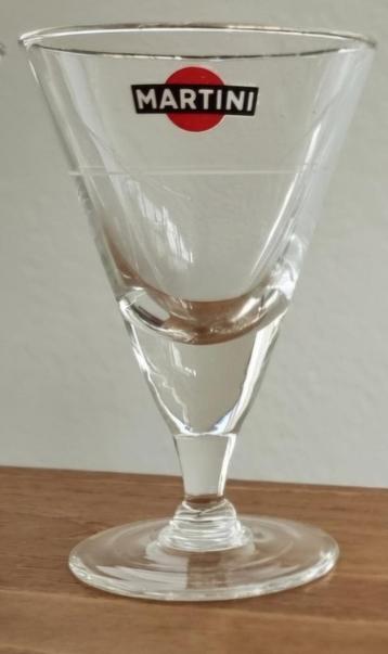 Set van 4 Franse vintage Martiniglaasjes op voet - IZGST beschikbaar voor biedingen