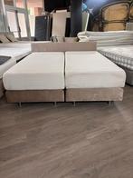 Boxspring met Tempur Matras - Zo Goed Als Nieuw, Huis en Inrichting, Verstelbaar, Beige, Tweepersoons, Ophalen of Verzenden