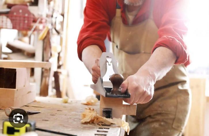 Wij zoeken een MEUBELMAKER / INTERIEURBOUWER!, Diensten en Vakmensen, Timmerlieden en Meubelmakers, Deuren of Kozijnen, Keukens