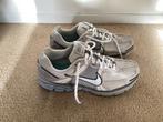 Nike Vomero 5 - Maat 43 - Gedragen, Ophalen of Verzenden, Gedragen, Wit, Sneakers of Gympen