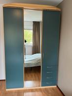Ruime kledingkast, Huis en Inrichting, Kasten | Kledingkasten, Ophalen, Zo goed als nieuw, 50 tot 75 cm, 200 cm of meer