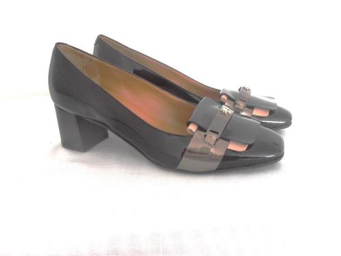 Voltan - prachtige zwarte lakleren schoenen - 36, Kleding | Dames, Schoenen, Zo goed als nieuw, Schoenen met lage hakken, Zwart