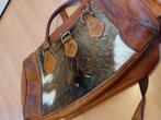Te koop leer /bont tas, Sieraden, Tassen en Uiterlijk, Tassen | Damestassen, Ophalen of Verzenden, Gebruikt