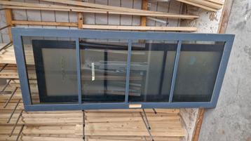 Steellook deur met rookglas beschikbaar voor biedingen