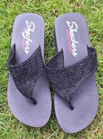NIEUWE SKETCHERS ZWARTE GLITTER TEENSLIPPERS, Zwart, Nieuw, Sketchers, Sandalen of Muiltjes
