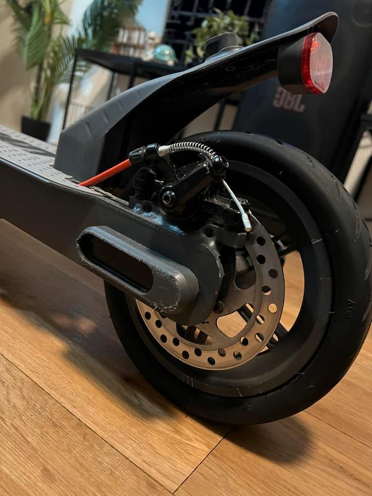 Ducati Pro 1 evo  Elektrische Step, Fietsen en Brommers, Steps, Gebruikt, Elektrische step (E-scooter), Ophalen of Verzenden