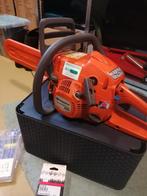 Te koop een kettingzaag Husqvarna, Tuin en Terras, Hand-tuingereedschap, Ophalen of Verzenden