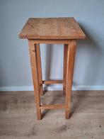 Hoge houten kruk plantenkruk 71 cm, Huis en Inrichting, Krukjes, Ophalen of Verzenden, Gebruikt, Hout