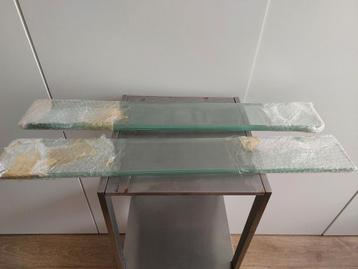 Glasplaatjes 7 met gladde randen beschikbaar voor biedingen
