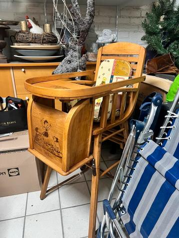 Gratis af te halen vintage kinderstoel beschikbaar voor biedingen