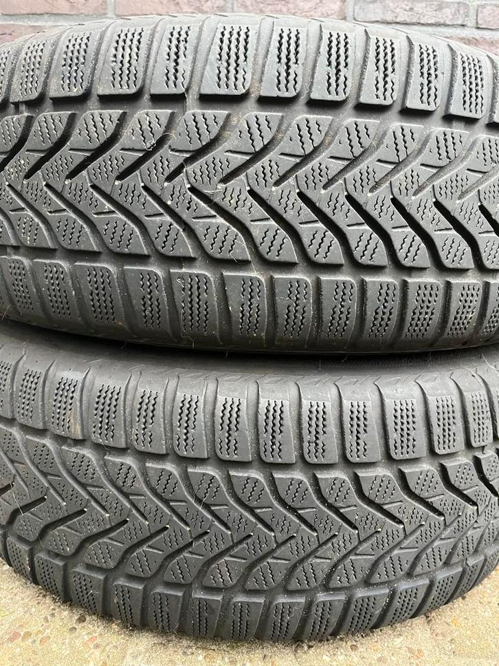 Banden op stalen velgen 205/60 R16, Auto-onderdelen, Banden en Velgen, Banden en Velgen, Winterbanden, 16 inch, 205 mm, Personenwagen