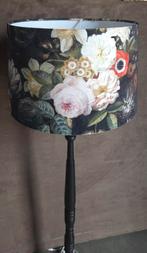 Mooie vloerlamp staande lamp zwaarte poot met bloem kap, Ophalen, Zo goed als nieuw, 150 tot 200 cm
