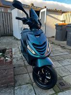 Zip 2019 | 2e eigenaar | Factuur aanwezig, Fietsen en Brommers, Scooters | Piaggio, Ophalen of Verzenden, Zo goed als nieuw, Benzine