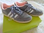 Adidas sneakers maat 39 1/3, Adidas, Ophalen of Verzenden, Sneakers of Gympen, Grijs
