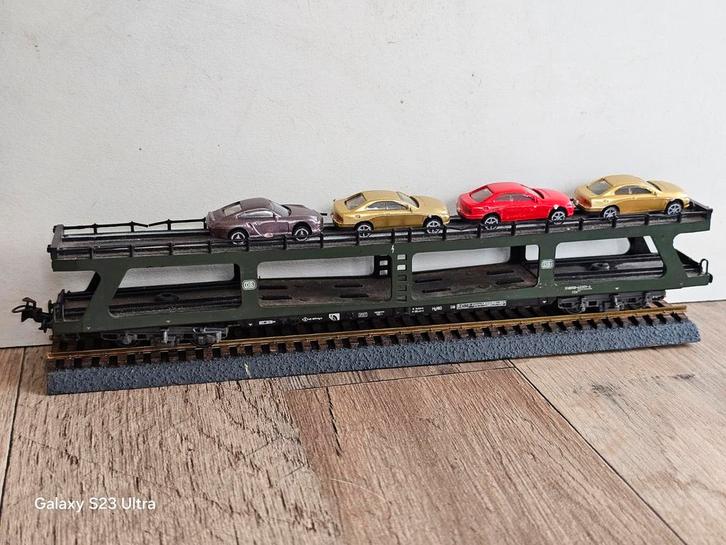 Modeltrein Ho marklin autotransporter, Hobby en Vrije tijd, Modeltreinen | H0, Zo goed als nieuw, Wagon, Wisselstroom, Märklin