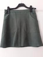 Suede rok groen maat s/m, Kleding | Dames, Rokken, Ophalen of Verzenden, Zo goed als nieuw, Groen, Boven de knie