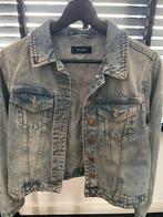 Pieces spijkerjas - Maat XS, Kleding | Dames, Jassen | Zomer, Ophalen of Verzenden, Zo goed als nieuw, Maat 34 (XS) of kleiner