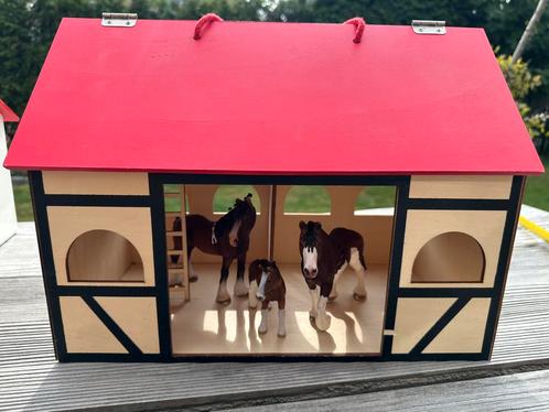 Schleich set met stalletje, Kinderen en Baby's, Speelgoed | Actiefiguren, Gebruikt, Ophalen