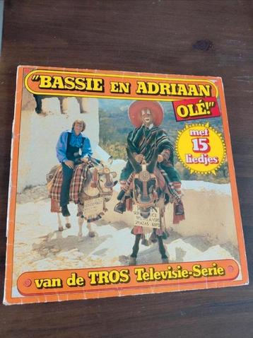 Bassie en Adriaan Olé vinyl plaat met 15 liedjes. beschikbaar voor biedingen
