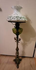 Antieke staande olielamp (brons/(geel)koper), Ophalen of Verzenden, Brons