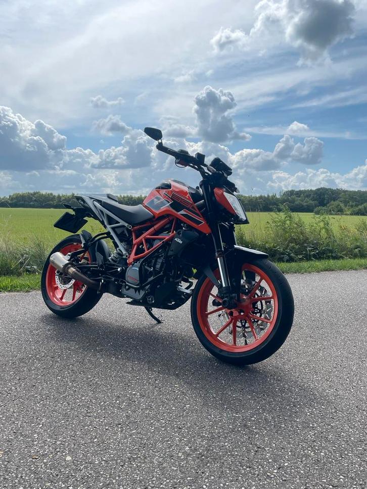 KTM Duke 390 - 2020, Motoren, Motoren | KTM, Bedrijf, Naked bike, 12 t/m 35 kW, 1 cilinder, Minimaal motorrijbewijs A2, ABS, Handvatverwarming