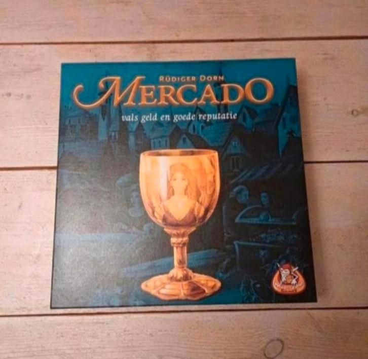 Mercado - White goblin games, Hobby en Vrije tijd, Gezelschapsspellen | Bordspellen, Zo goed als nieuw, Ophalen of Verzenden