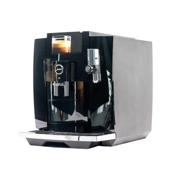 Jura E8 EB Piano Black beschikbaar voor biedingen