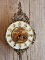 Originele E. Schmeckerbecher porseleinen wandklok, Antiek en Kunst, Ophalen