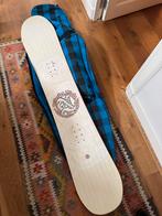 Nidecker snowboard (158cm) + flow bindingen + dakine tas, Ophalen, Gebruikt, Board