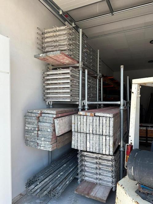 ALUMINIUM gevelstijger 200m2, Doe-het-zelf en Verbouw, Steigers, Gebruikt, Gevelsteiger, 5 meter of hoger, Ophalen