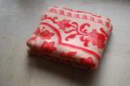 Wollen dekens rood en groen met bloemen, Huis en Inrichting, Woonaccessoires | Plaids en Woondekens, Gebruikt, Ophalen of Verzenden