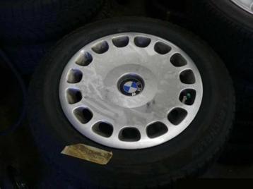 set winterbanden op st. velg met dop BMW195/65-15 beschikbaar voor biedingen