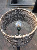 Staande lamp, rieten kap, Ophalen, Zo goed als nieuw, Rond, 50 cm of meer