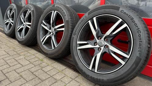 19 inch XC60 R-design velgen met 235/55 R19 zomerbanden, Auto-onderdelen, Banden en Velgen, Banden en Velgen, Zomerbanden, 19 inch