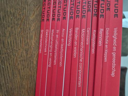 Electude studieboeken Autotechniek, Boeken, Techniek, Zo goed als nieuw, Autotechniek, Ophalen of Verzenden