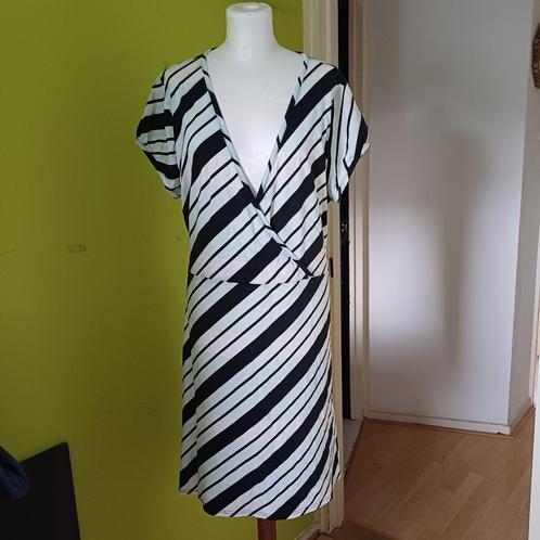 Gestreepte jurk van Nanso maat XXL, Kleding | Dames, Grote Maten, Zo goed als nieuw, Jurk, Overige kleuren, Ophalen of Verzenden