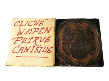 Cliché drukblok Fam. wapen Heilige Petrus Canisius Nijmegen beschikbaar voor biedingen