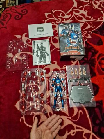 ThreeZero Iron Patriot DLX,ThreeA,Neca,Sideshow. beschikbaar voor biedingen