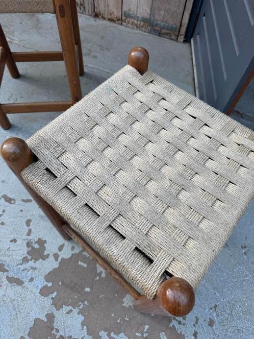 Vintage Houten Design Krukken - Set van Twee, Huis en Inrichting, Stoelen, Gebruikt, Twee, Hout, Bruin, Ophalen