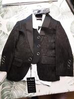Kostuum te koop Nieuw, blouse, gilet, blazer, broek strik, Kinderen en Baby's, Kinderkleding | Maat 116, Ophalen of Verzenden