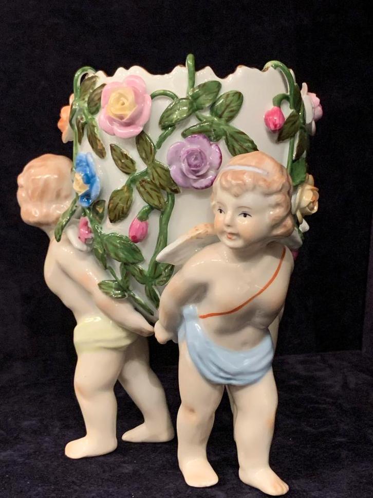 Dresden Vaas met Kinderen en Bloemen, Antiek en Kunst, Antiek | Vazen, Verzenden