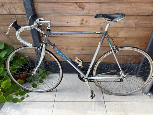 Giant racefiets opknapper, Fietsen en Brommers, Fietsen | Racefietsen, Gebruikt, Heren, Giant, 10 tot 15 versnellingen, 26 inch