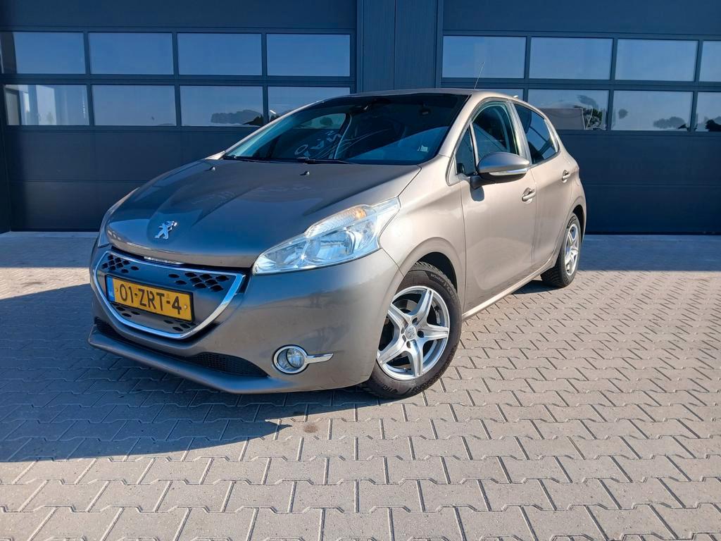 Peugeot 208 1.4 E-hdi 2013 automaat 