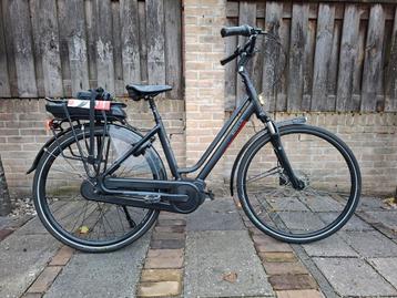 Elektrische damesfiets Stella Vicenza Bosch middenmotor  beschikbaar voor biedingen