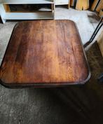 Rechthoekige salontafel in goede staat en met mooie details, Ophalen, 100 tot 150 cm, 50 tot 75 cm, 50 tot 100 cm