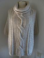 Poncho beige met kabels, Ophalen of Verzenden, Zo goed als nieuw, Beige