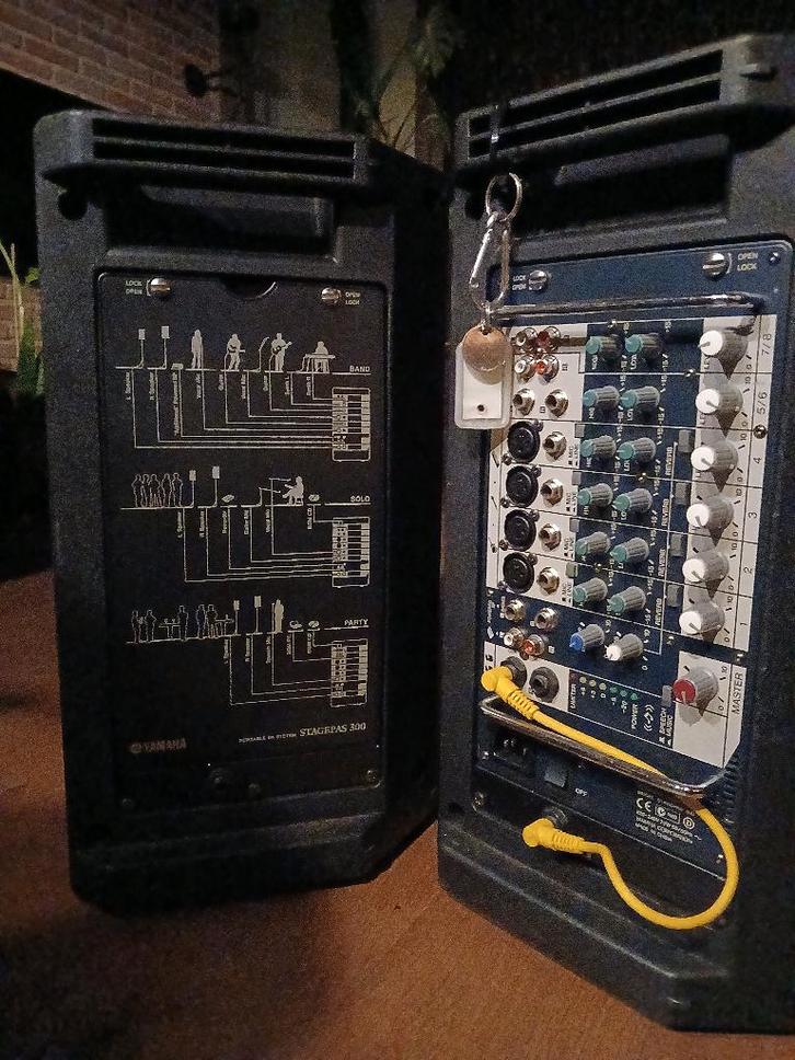 Yamaha Stagepas 300 portable sound system speakers, Audio, Tv en Foto, Luidsprekers, Gebruikt, Overige typen, 120 watt of meer