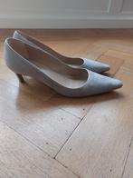 Pumps, 40, LK Bennet, Beige, LK Bennet, Ophalen of Verzenden, Zo goed als nieuw